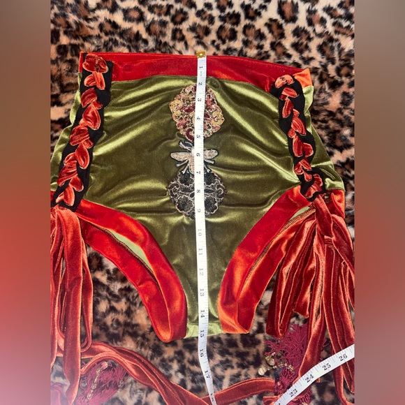 SOLD - Picture 5 of 9